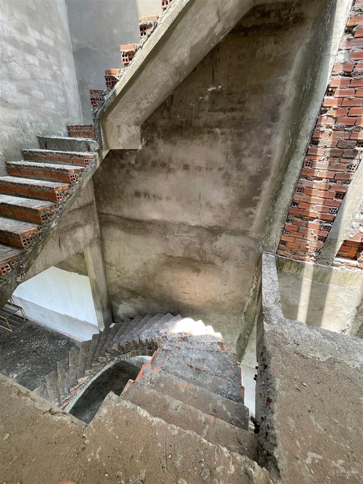 Bán nhà nghỉ 19 phòng trệt 2 lầu mặt tiền quốc lộ 61c phong điền tp cần thơ