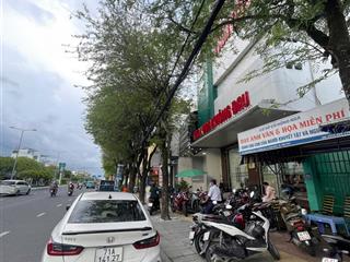 Chủ gốc nhà trệt mặt tiền đường 30/4