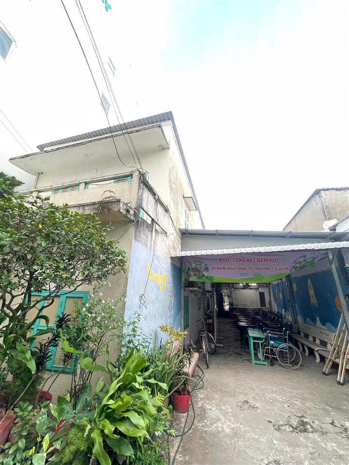 Chủ gốc nhà trệt mặt tiền đường 30/4