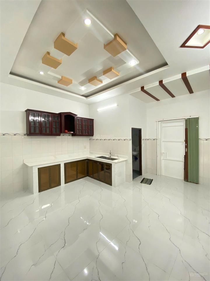 Mặt tiền trần hoàng na, chủ gốc 1 trệt 2 lầu