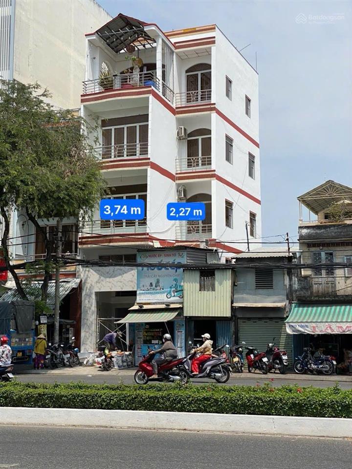 Mặt tiền đường 30/4, chủ gốc, trệt lửng 3 lầu  giảm 1,4 tỷ