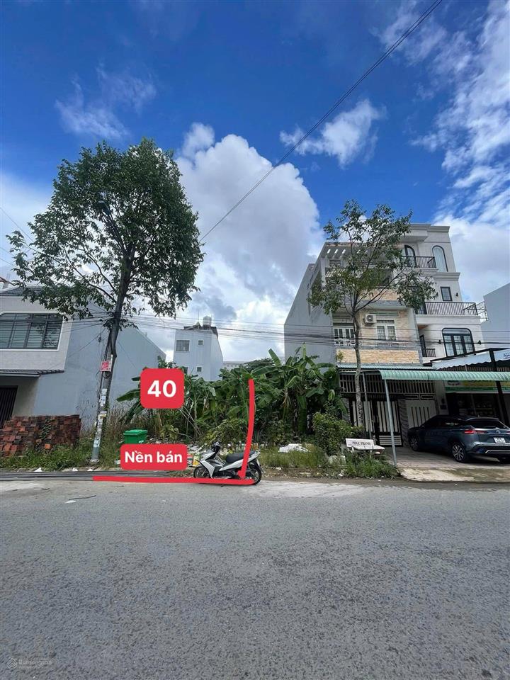 Mặt tiền đường xuân hồng đối diện bệnh viện nhi đồng, cách nguyễn văn cừ 1 căn nhà