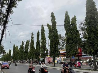Mặt tiền nguyễn văn cừ kế đại học y dược giảm 1 tỷ