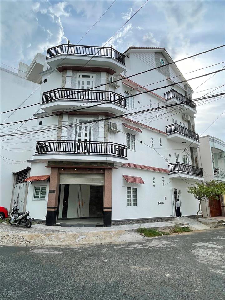 Góc mặt tiền đường nam cao và b9, kdc 91b, cách trần hoàng na 100 mét