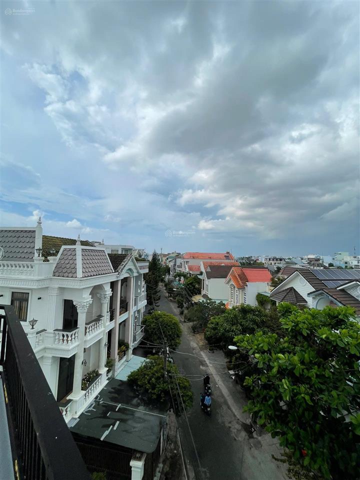 Góc mặt tiền đường nam cao và b9, kdc 91b, cách trần hoàng na 100 mét