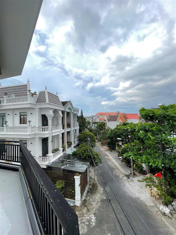 Góc mặt tiền đường nam cao và b9, kdc 91b, cách trần hoàng na 100 mét