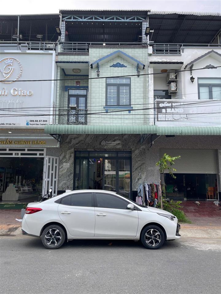 Chủ gốc nhà trệt 2 lầu đường số 20 trung tâm thương mại phong điền  sát phan văn trị