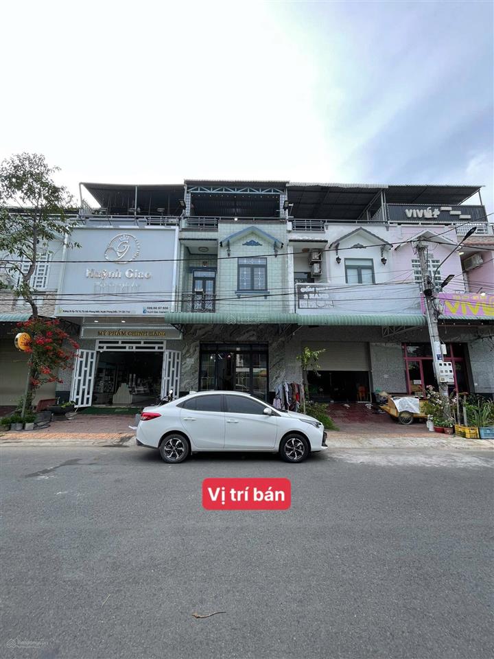Chủ gốc nhà trệt 2 lầu đường số 20 trung tâm thương mại phong điền  sát phan văn trị