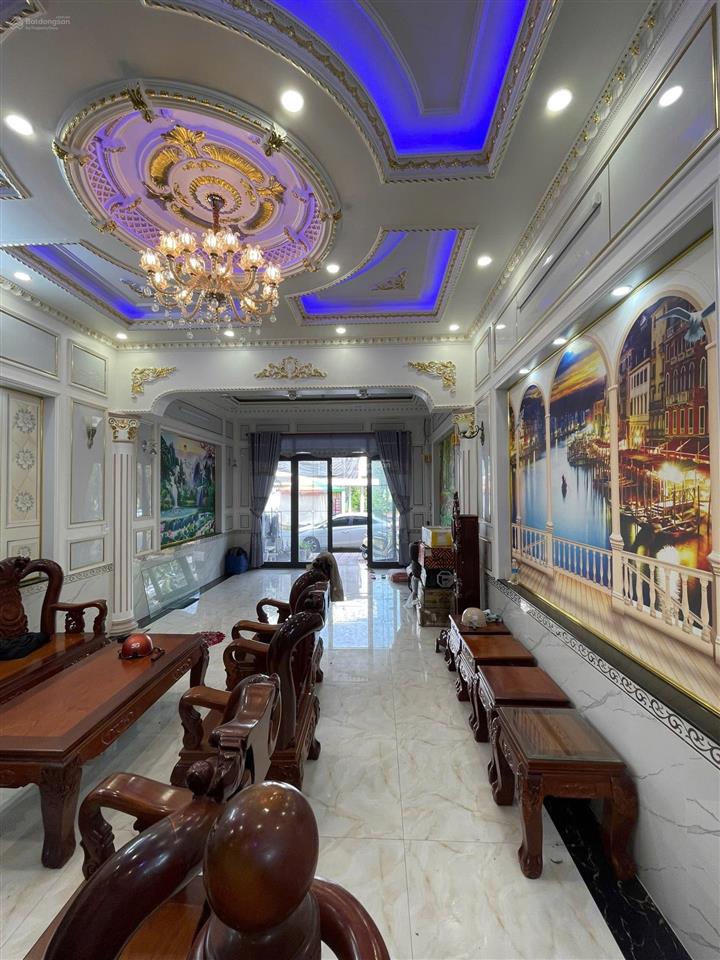 Chủ gốc nhà trệt 2 lầu đường số 20 trung tâm thương mại phong điền  sát phan văn trị