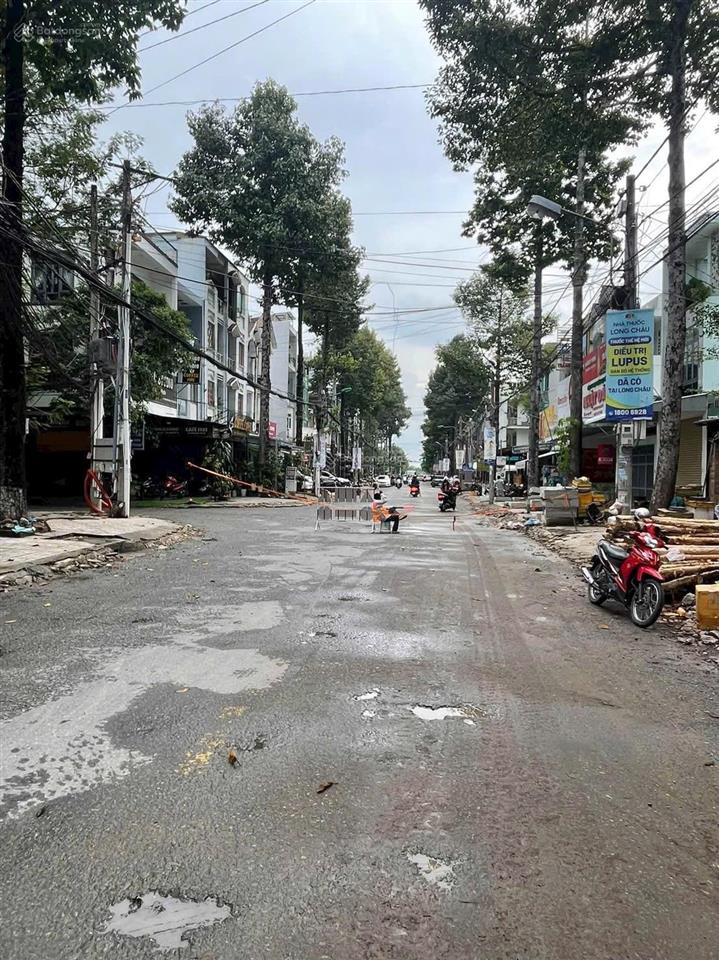 Chỉ 7,6 tỷ giá hời rồi, nhà mặt tiền đường nguyễn hiền kdc 91b tân an tp cần thơ