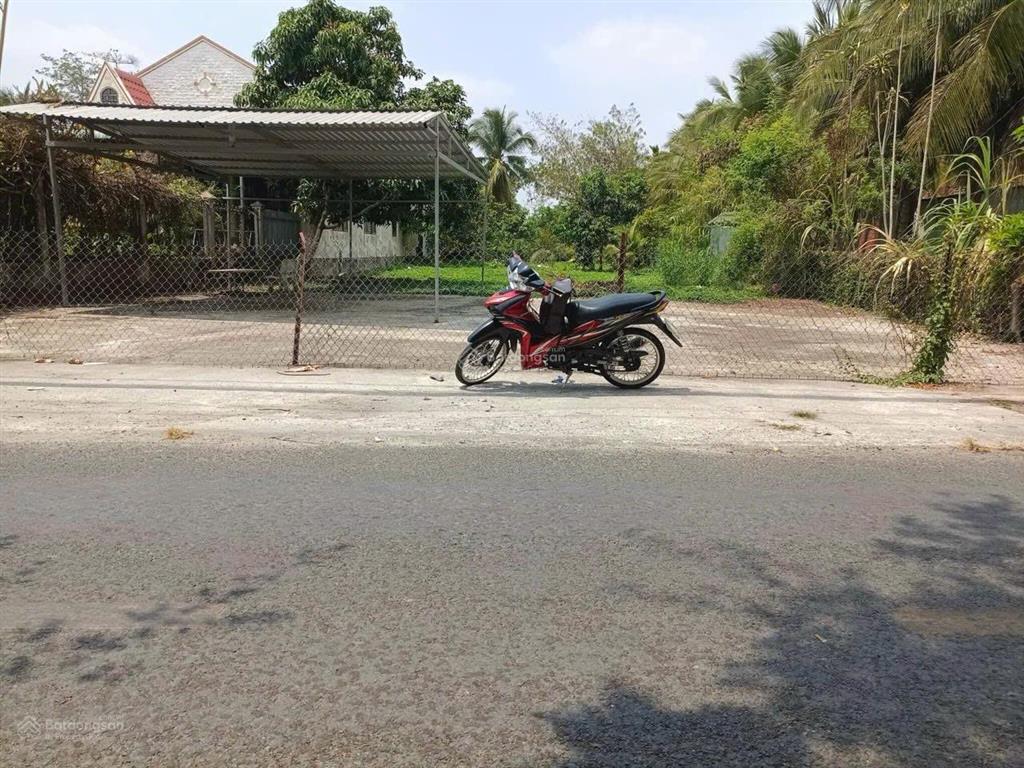 Mặt tiền đường bùi hữu nghĩa gần đại học cần thơ gần 900 m2 phù hợp nghĩ dưỡng