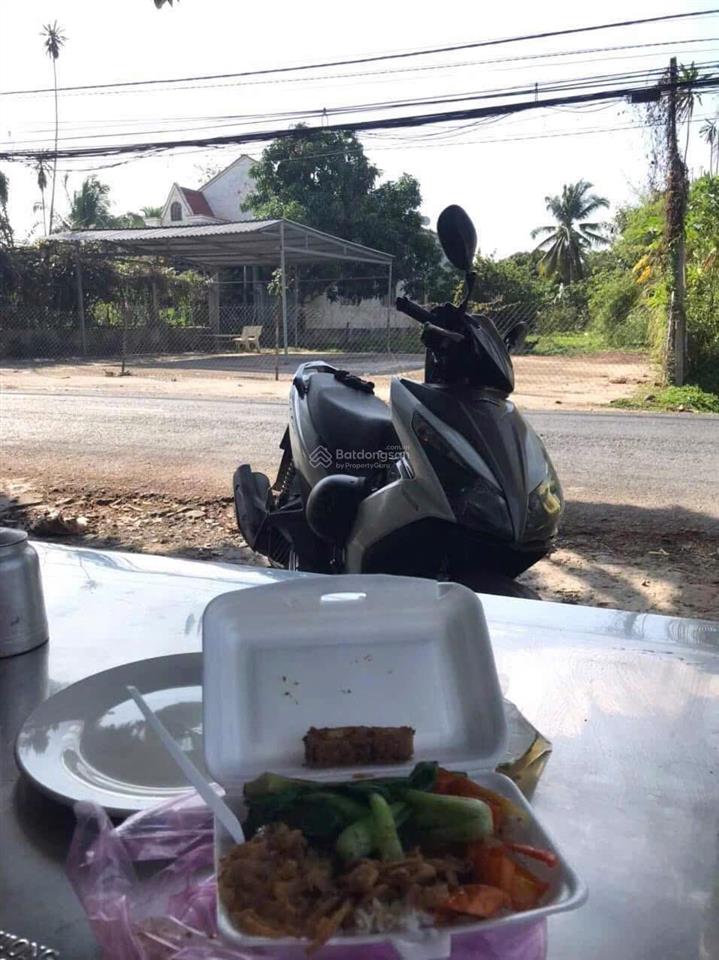 Mặt tiền đường bùi hữu nghĩa gần đại học cần thơ gần 900 m2 phù hợp nghĩ dưỡng