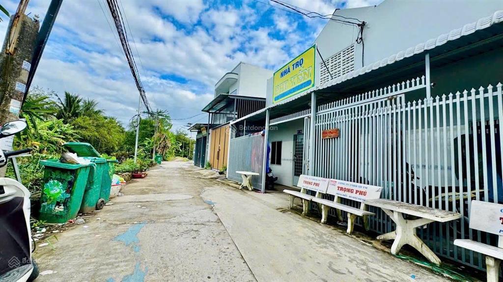 Cách đại học nam cần thơ 1km, sổ hồng lộ ô tô, rạch vinh bán 8 nền liền kề