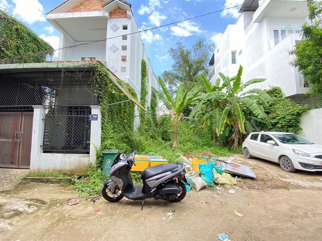 Nền xây trọ cách đại học fpt 500 mét kdc mặt trời đỏ