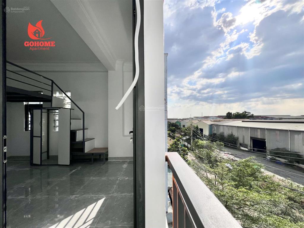 Phòng mới cửa sổ thoáng mát, có gác phan văn hớn gần cầu tham lương ,kcn tân bình