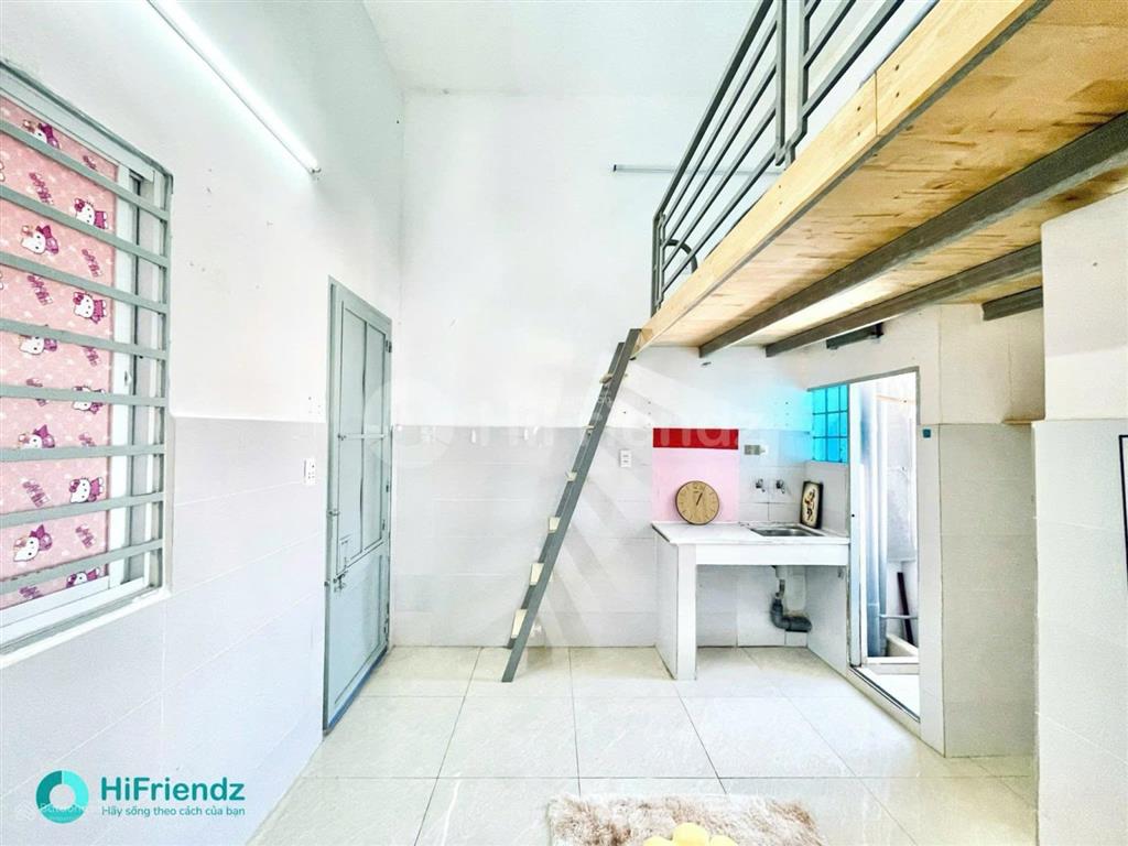Phòng trọ gác cao cửa sổ thoáng ngay trường chinh gần đh văn hiến, đh công thương