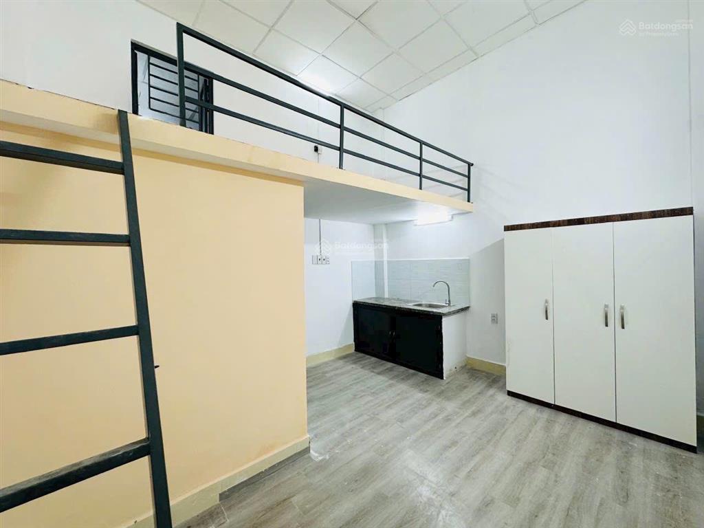 Phòng full nội thất gác cao giá rẻ ngay đại học văn hiến