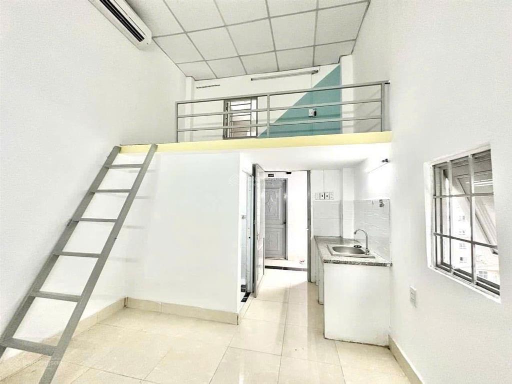 Phòng full nội thất gác cao giá rẻ ngay đại học văn hiến