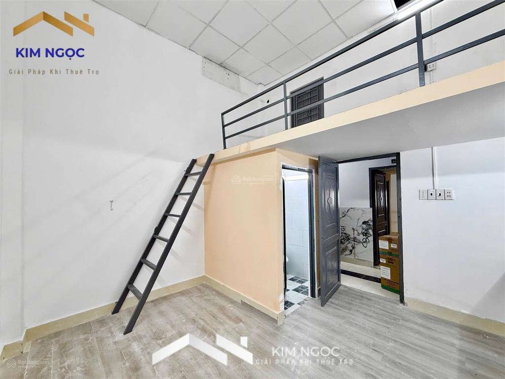 Phòng full nội thất gác cao giá rẻ ngay đại học văn hiến