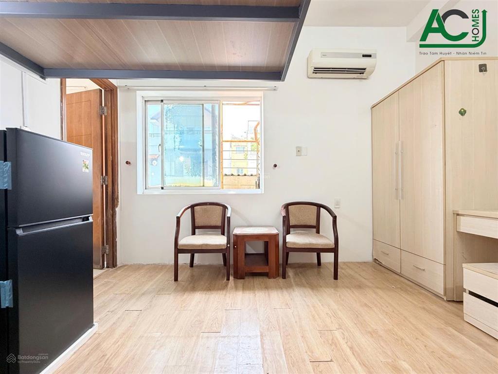 Phòng gác mới máy lạnh giá rẻ gần emart phan huy ích ,chợ cầu ,công viên phần mềm quang trung .