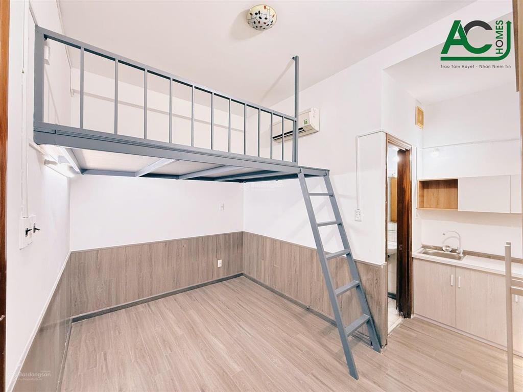 Phòng gác mới máy lạnh giá rẻ gần emart phan huy ích ,chợ cầu ,công viên phần mềm quang trung .