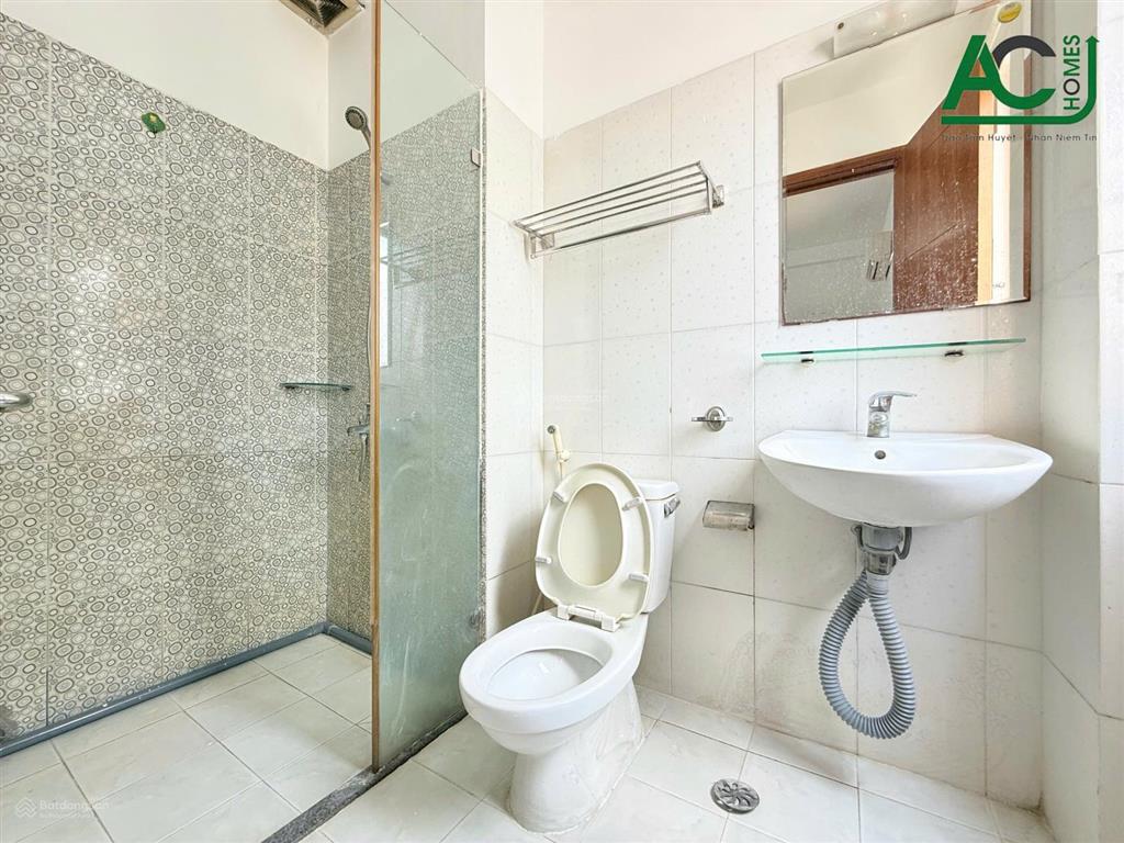Phòng gác mới máy lạnh giá rẻ gần emart phan huy ích ,chợ cầu ,công viên phần mềm quang trung .