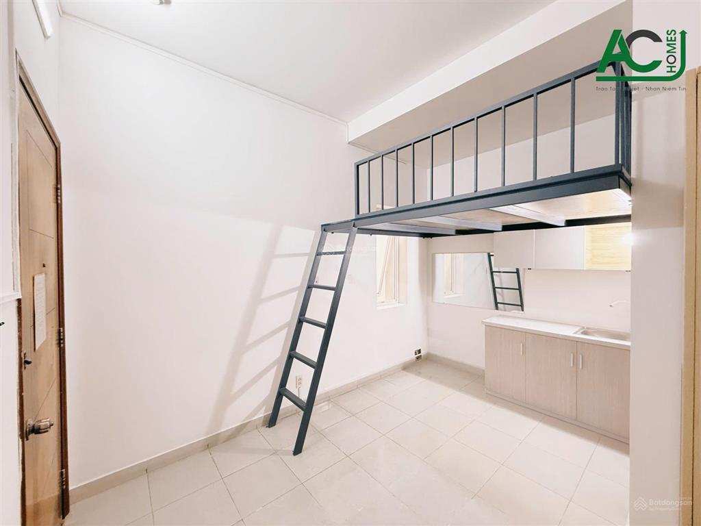 Phòng gác mới máy lạnh giá rẻ gần emart phan huy ích ,chợ cầu ,công viên phần mềm quang trung .