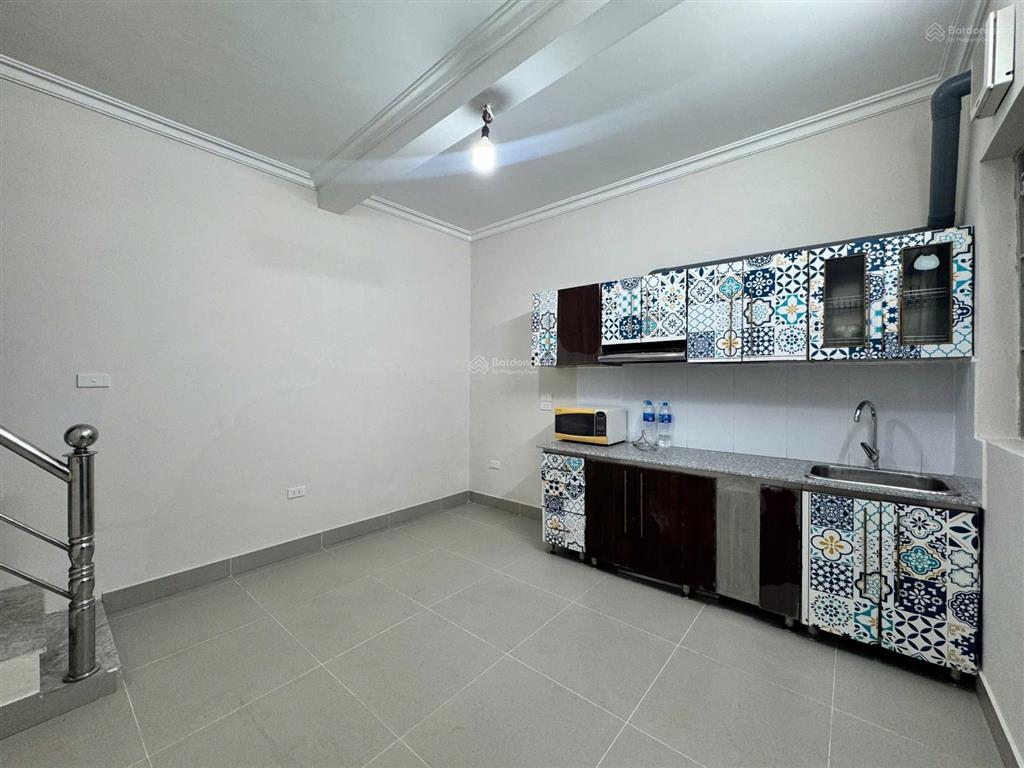 Cho thuê nhà riêng 20m², 8 triệu, 3 tầng 2pn, 2wc tại văn miếu, đống đa, hà nội