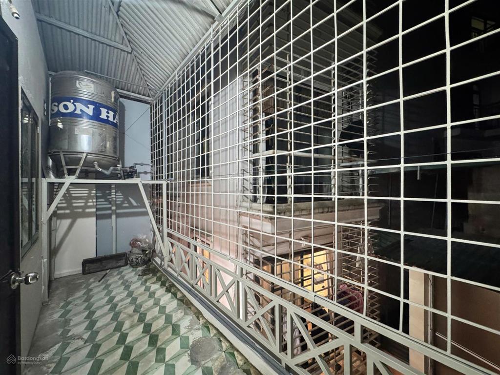 Cho thuê nhà riêng 20m², 8 triệu, 3 tầng 2pn, 2wc tại văn miếu, đống đa, hà nội
