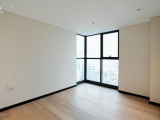 Nhượng căn 2 phòng ngủ nguyên bản cđt bàn giao, giá 14 tỷ