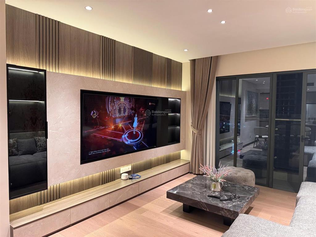 Nhượng lại căn 3 phòng ngủ đầy đủ nội thất, tầng cao view thoáng the nelson