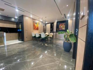 Nhượng căn hộ 4 phòng ngủ full nội thất 180m2 3 ban công chung cư green diamond 93 láng hạ