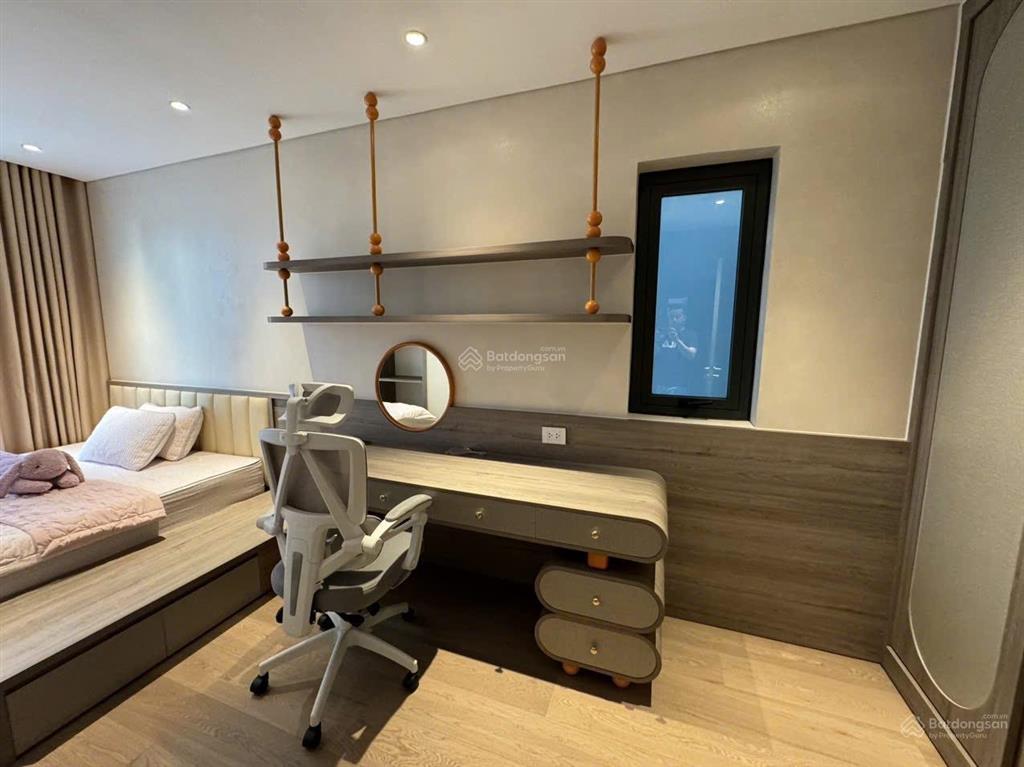 Cần bán căn 3 ngủ tầng đẹp full nội thất
