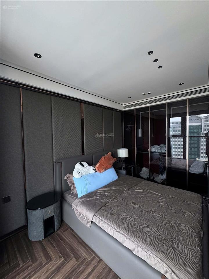 Cần cho thuê căn hộ 3 phòng ngủ full gói nội thất luxury 3 tỷ, view hồ nelson