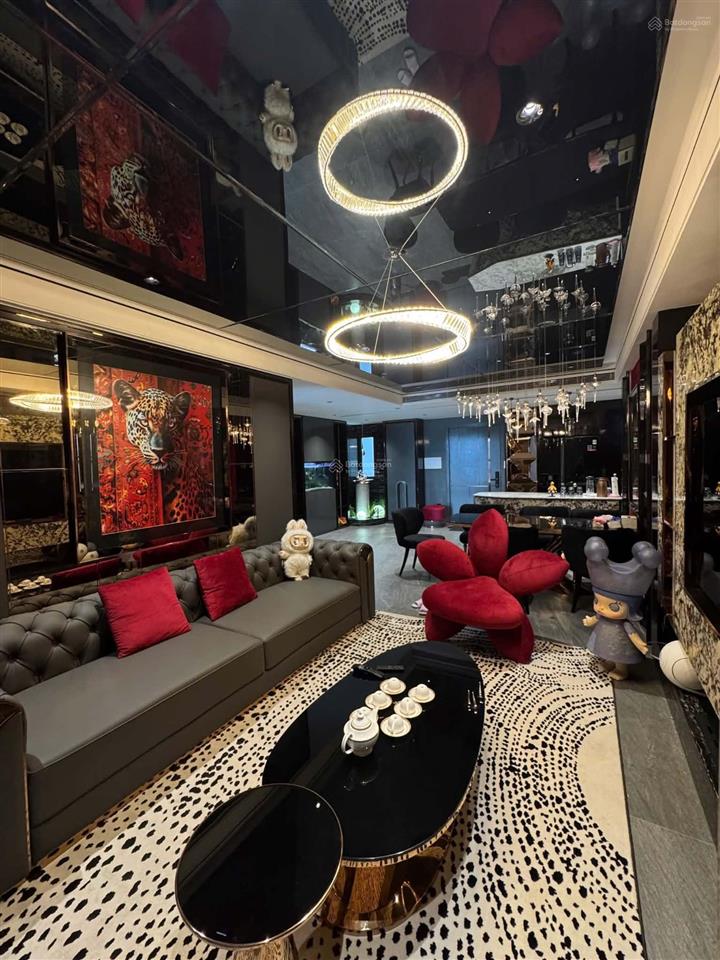 Cần cho thuê căn hộ 3 phòng ngủ full gói nội thất luxury 3 tỷ, view hồ nelson