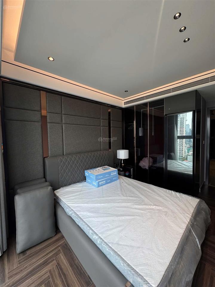 Cần cho thuê căn hộ 3 phòng ngủ full gói nội thất luxury 3 tỷ, view hồ nelson
