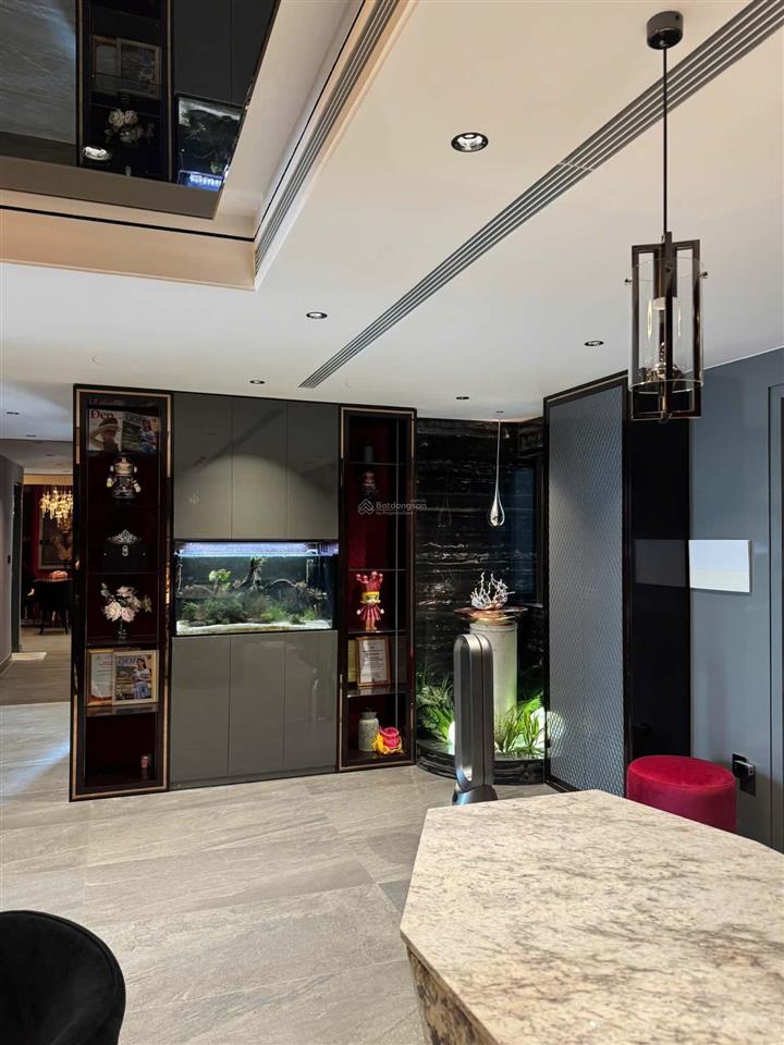 Cần cho thuê căn hộ 3 phòng ngủ full gói nội thất luxury 3 tỷ, view hồ nelson