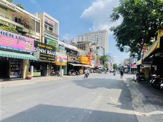 Mặt tiền ngay chợ phạm văn hai tân bình