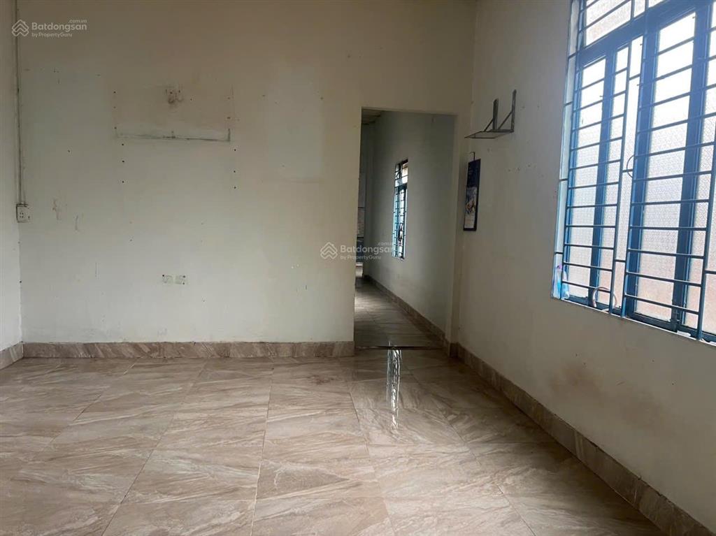 Đất phù hợp xây nhà sân vườn  ô tô đỗ cửa  giá rẻ nhất khu vực