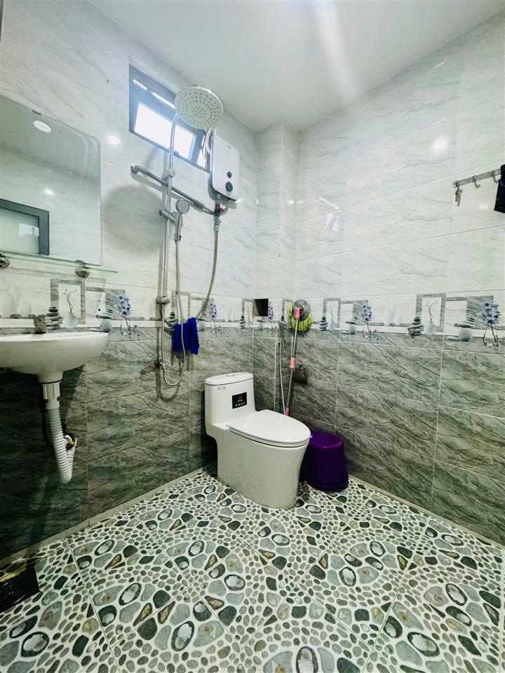Bán nhà cấp 4 hẻm thông lê hồng phong  thích quảng đức, phường nam nha trang, 3 tỷ 4