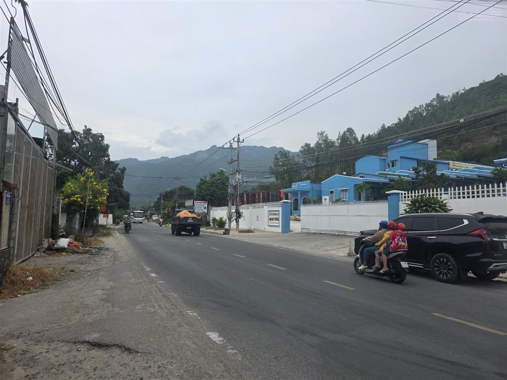 2000m2 mặt tiền tỉnh lộ 3, phường nam nha trang, khánh hòa, giá chỉ 6tr/1m2. đã có 200m2 đất thổ cư