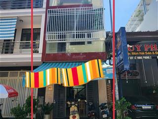 Bán nhà mặt tiền tttp nha trang sổ đỏ hoàn công  có ngay nhà đẹp kđt lê hồng phong 2 chỉ 7,75 tỷ