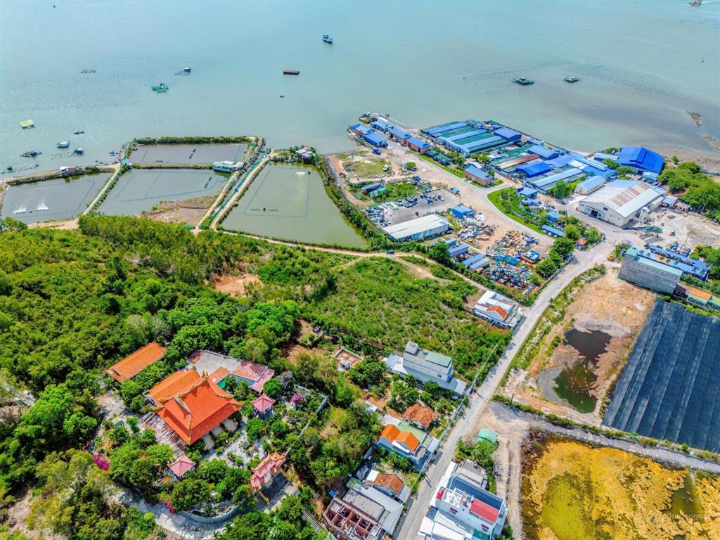 Đất biển khu kinh tế vân phong gần bãi tắm dốc lết  khu du lịch phương mai vừa khởi công chỉ 750tr