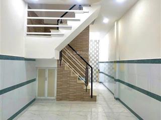 Bán căn nhà 1trệt 1lầu xây dựng 2pn 2wc giá 2tỷ990 giáp khu tên lửa, q6