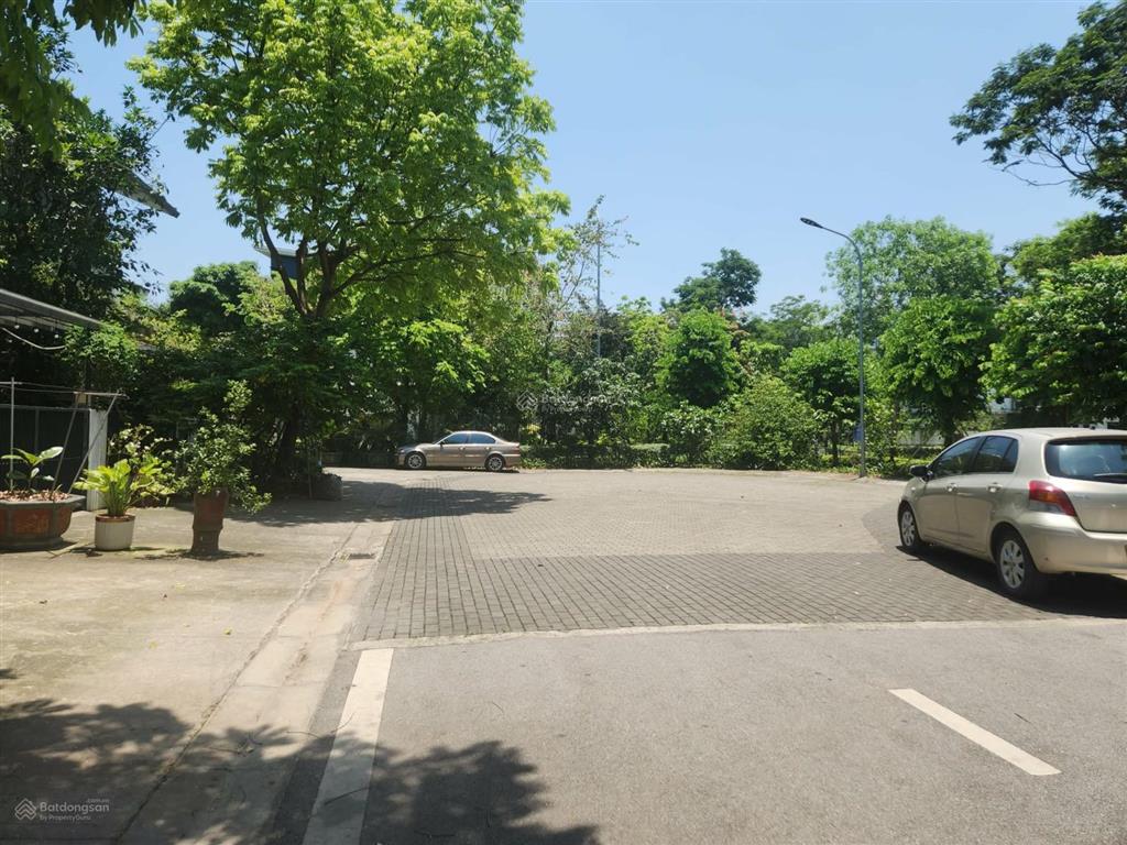 Cho thuê bt gamuda gardens, 32 triệu/th, 320m2, 6pn, 5wc, giá siêu hời