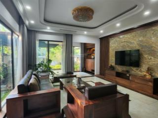 Cho thuê bt gamuda gardens, 32 triệu/th, 320m2, 6pn, 5wc, giá siêu hời
