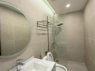 Thanh khoản gấp nhà ngon nguyễn sơn 5 tầng 40m2, 4pn giá cực chất chỉ nhỉnh 12 tỷ.