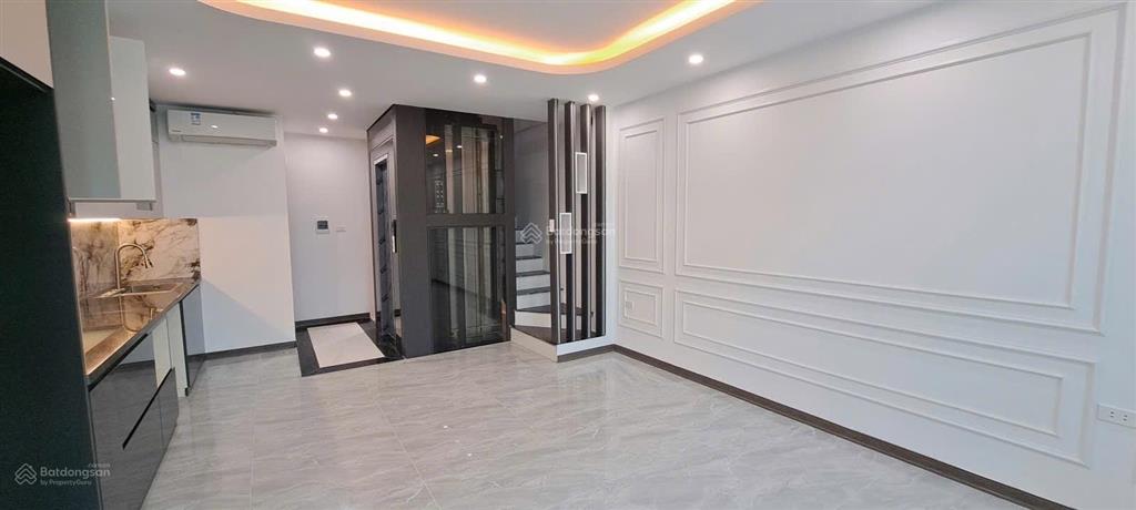 Chính chủ bán gấp nhà thạch bàn, ngay gần aeon 40m 6 tầng mt 4,5m thang máy, ô tô giá 11.6 tỷ