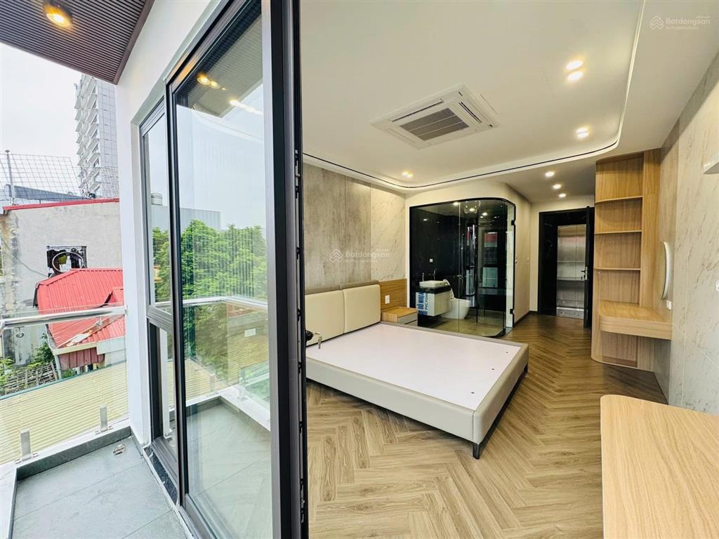 Bán nhà ngõ 560 nguyễn văn cừ 60m 7 tầng mt4,2m ô tô tránh, thang máy, kinh doanh giá 25 tỷ