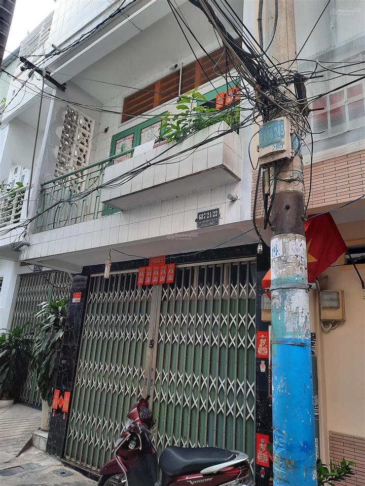 Nhà hẻm xh, xe tải, cấp 4 chính chủ bán gấp dt 4*11 huỳnh thiện lộc, hòa thạnh, tân phú chỉ 5,4 tỉ